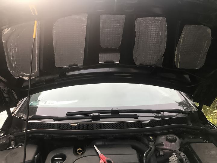 Tapis d'Insonorisation Autocollant en Butyle Premium ABM Xtreme en Rouleaux - 1.5mm, 1m2 mata wygłuszająca,mata butylowa,mata wyciszająca,izolacja akustyczna mata-wygluszajaca-butylowa-samoprzylepna-abm-w-arkuszach-abm-2 Tapis d'Insonorisation Autocollant en Butyle Premium ABM Xtreme en Rouleaux - 1.5mm, 1m2 mata wygłuszająca,mata butylowa,mata wyciszająca,izolacja akustyczna mata-wygluszajaca-butylowa-samoprzylepna-abm-w-arkuszach-abm-2