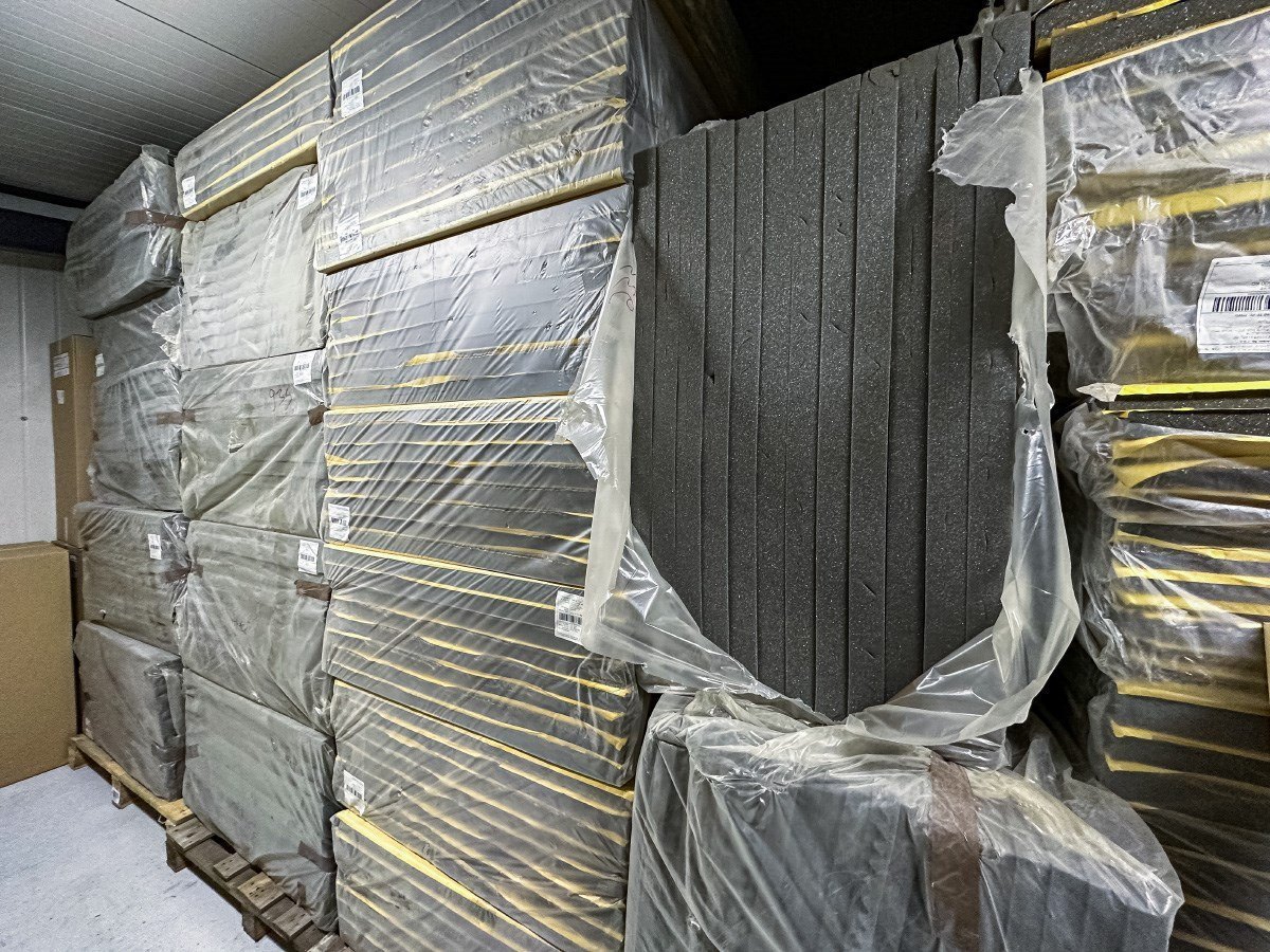 Mousse Acoustique Insonorisante ABM WAVE - 20mm, 1m2 trudnopalna-pianka-poliuretanowa-pochlaniajaca-dzwiek-abm-fala-20mm