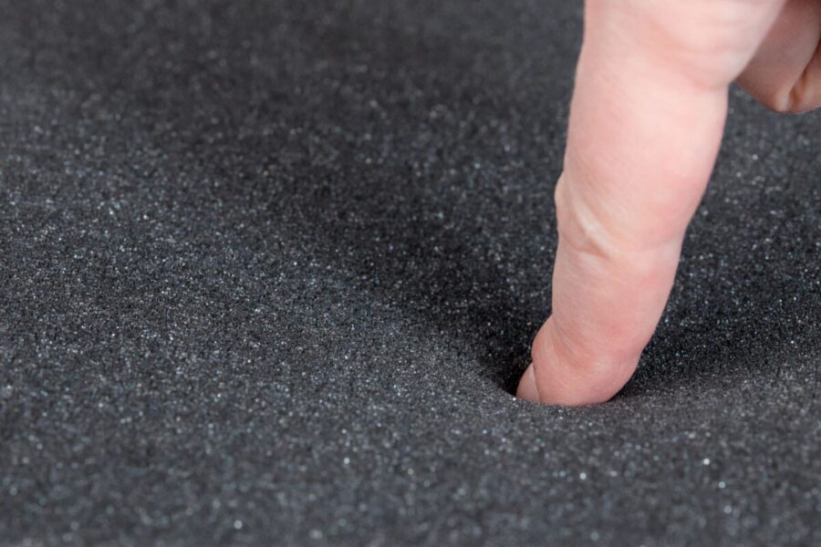 Quelles sont les propriétés isolantes des mousses en caoutchouc dans le secteur du bâtiment ? abm-37